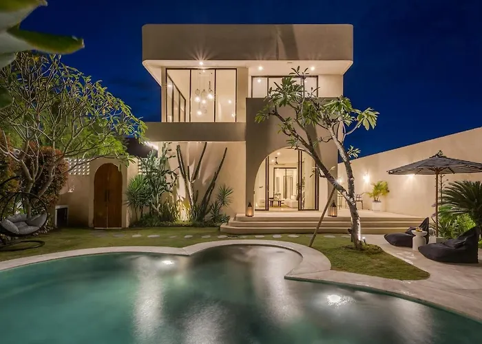 Villa Luxury 4bd Pererenan By With Unique Pool Canggu (Bali)