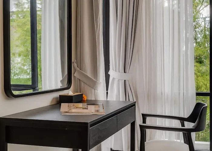 Luxury 4bd Pererenan By With Unique Pool Villa Canggu (Bali)